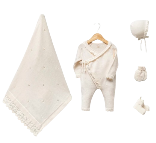 8160 - Knitted Newborn Baby Coming Home Outfit Gift Set