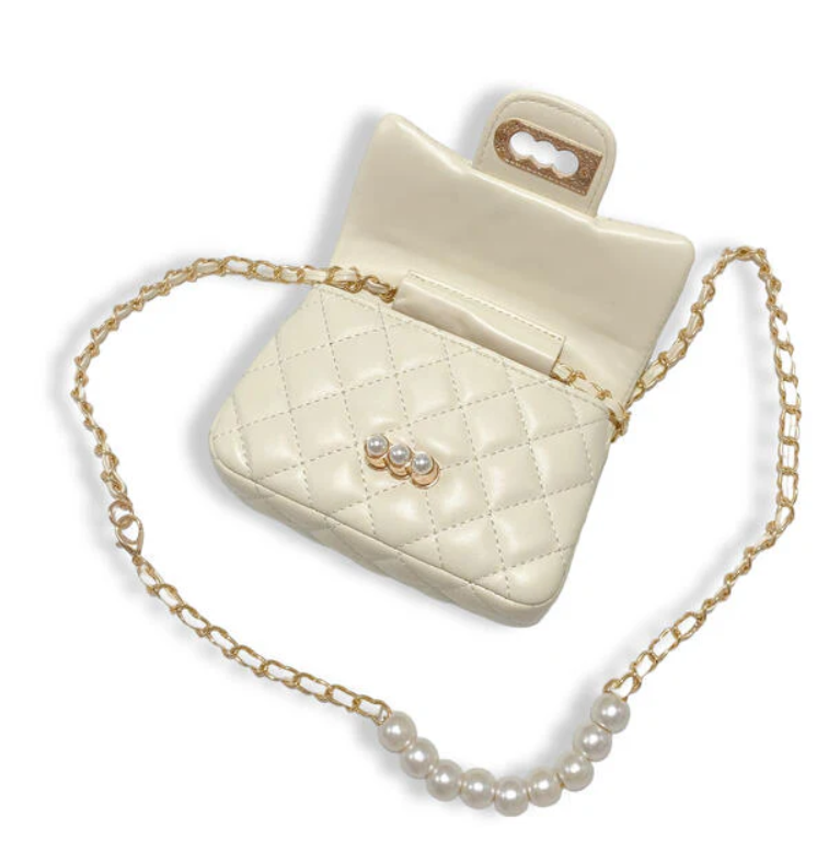 B1337I - Cream Pearl Closure Quilted Purse