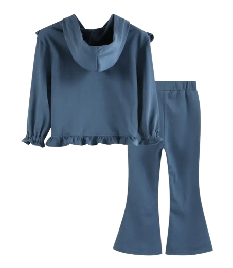 40031 - Conjunto de sudadera con capucha y pantalón acampanado con volantes y cremallera en color azul cobalto