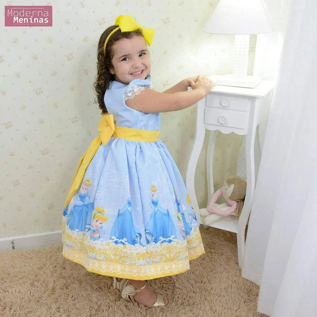 MMCIN - Cinderella And Yellow Bow Cadiz Boutique, Inc.