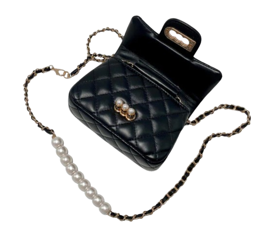 B1337B - Pearl Closure Quilted Purse