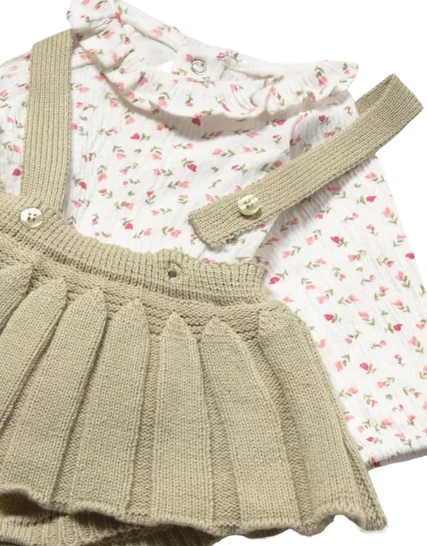 2804L - Newborn Girl 3-Piece Set (Mayoral)4