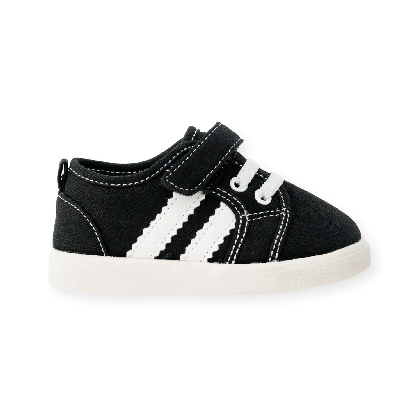 WBK10 - Andy Black Tennis Shoe