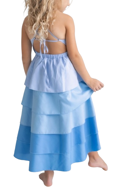 117381504 - Vestido de verano con escote halter, capas y diseño en cascada en tonos azules