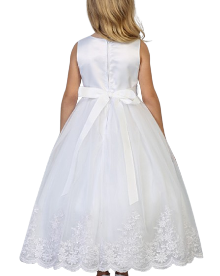D3730 - Beautiful dress and scalloped lace trim along the bottom.