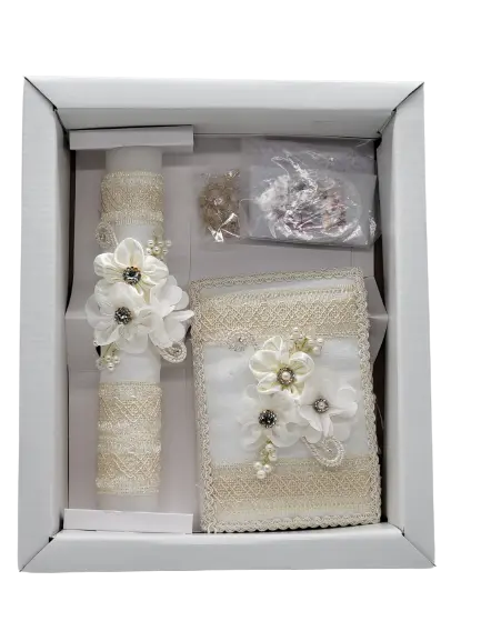 CREDT - Communion Candle Set Cadiz Boutique, Inc.