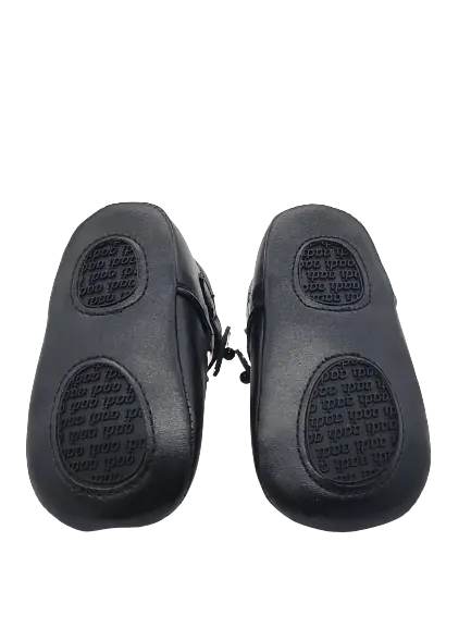 AADI060 - Crib Shoes Cadiz Boutique, Inc.