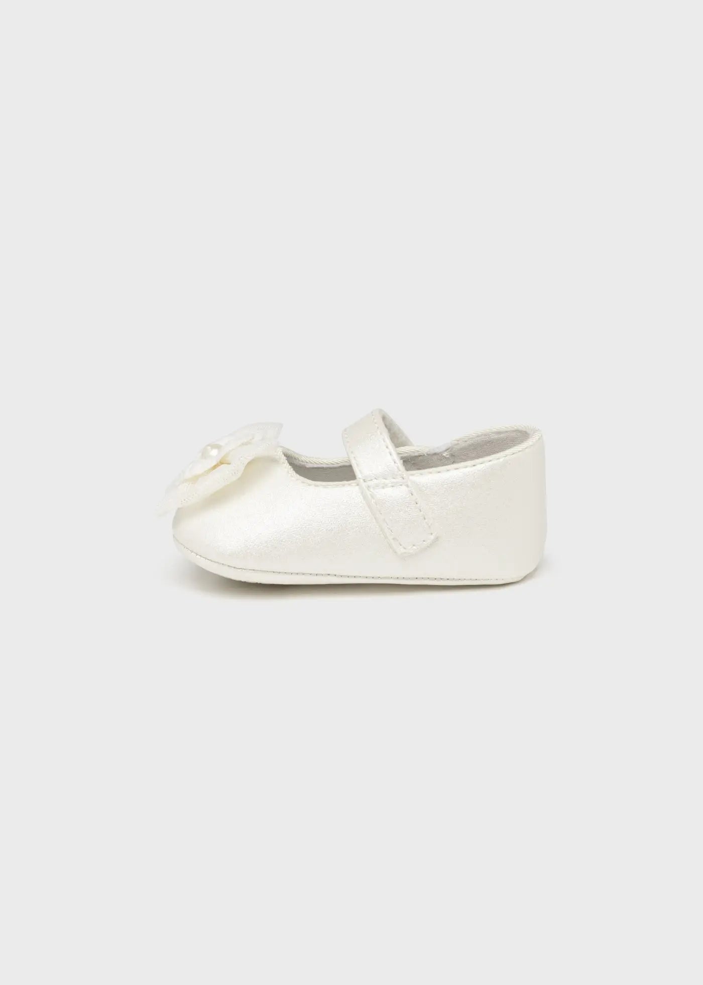 Mayoral 9454N - Mary Jane style Shoes with flower Off White Cadiz Boutique, Inc.