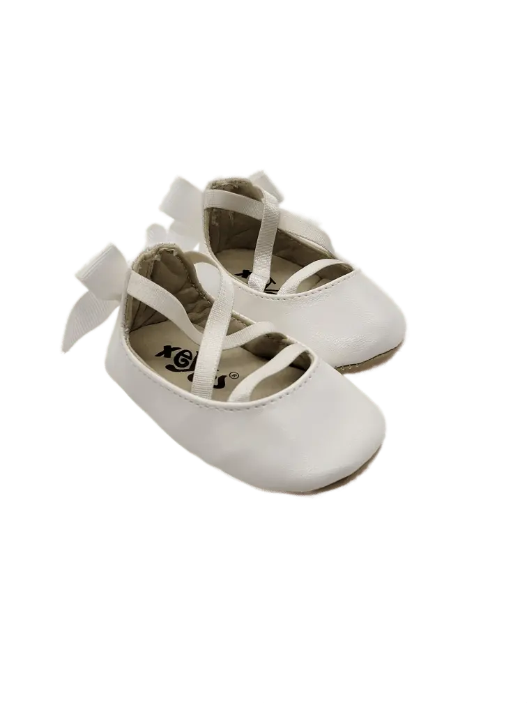 61045 - Ballerina Crib Shoes Cadiz Boutique, Inc.