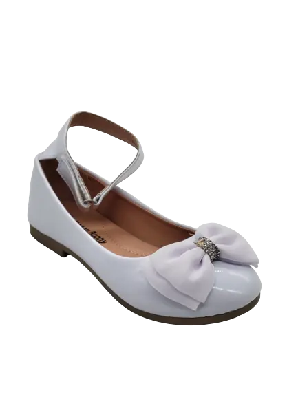 HBSHAW - Share White Cadiz Boutique, Inc.