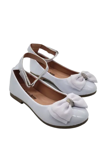 HBSHAW - Share White Cadiz Boutique, Inc.