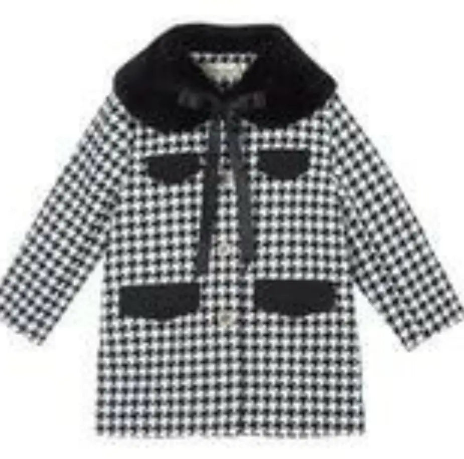 DOD154113 - Black & White Jacket Cadiz Boutique, Inc.